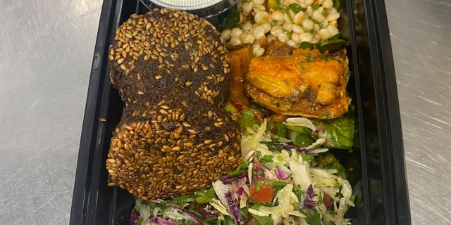 Ultimate Lunch Bowl w/ Falafel