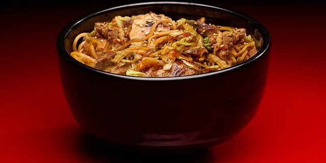 Yakisoba Steak Bowl & Salad