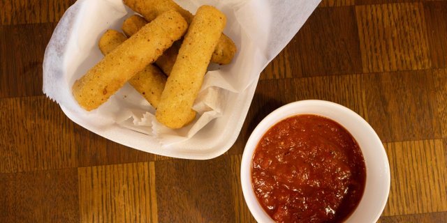 Mozzarella Sticks