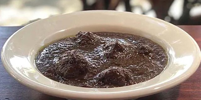 Khoresht Fesenjoon Beef Meatballs