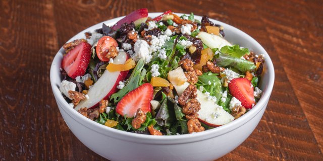 Spring Mix Fruit & Nut Salad