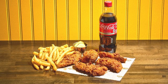 Jumbo Tenders Boxed Lunch