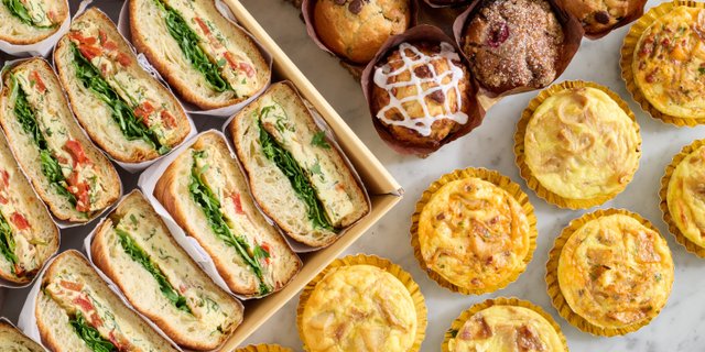Deluxe Breakfast Package