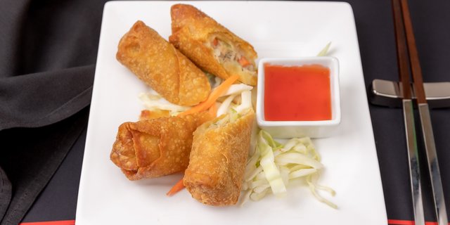 Shrimp Egg Roll (1)