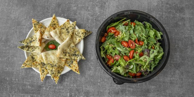 Large Mixed Greens Salad