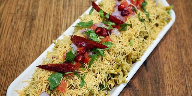 Aloo Tikki Chaat