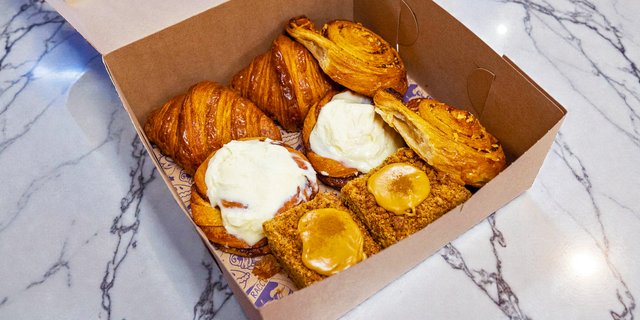 Assorted Croissant & Danish Tray