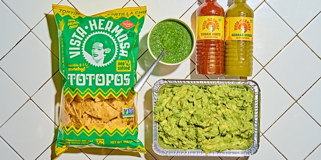 Salsa Superior, Guacamole & Chips