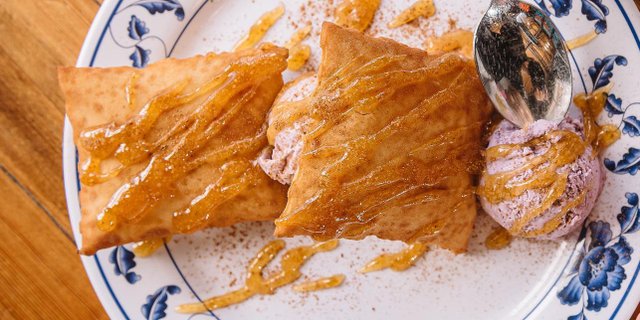 Sopapillas & Honey Butter