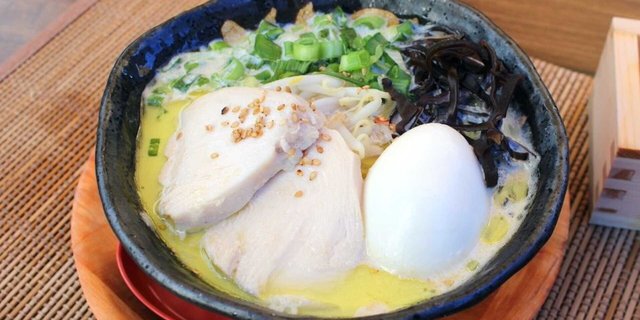 Chicken Paitan