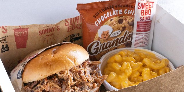 Hot Box Lunch