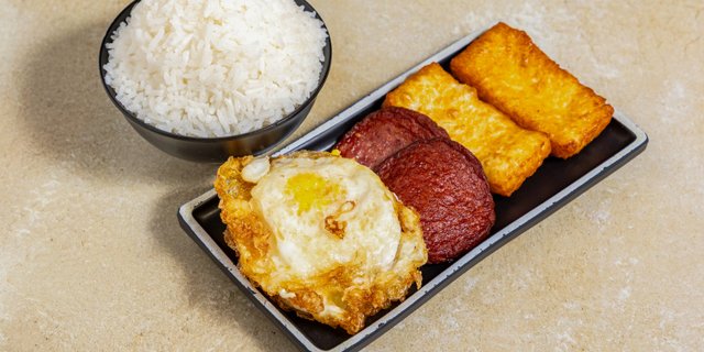 Los Tres Golpe Platter