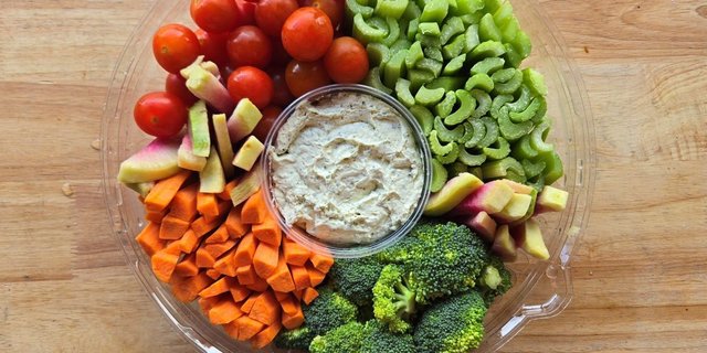 Seasonal Fresh Vegetables Platter