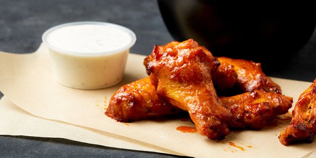 Hot & Spicy Bone-In Wings