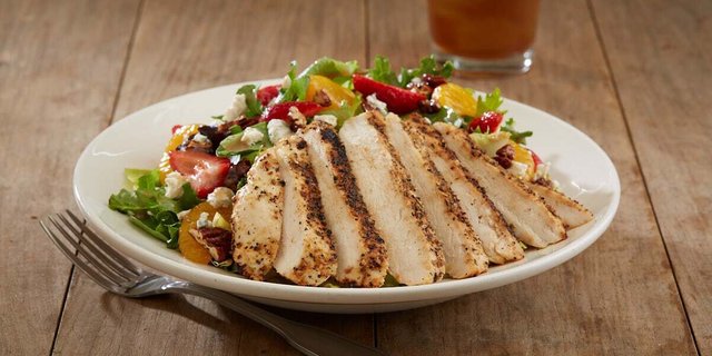 Individually Packaged Enlightened Strawberry Fields Salad w/ Chicken