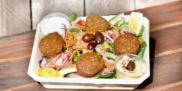 Falafel Salad