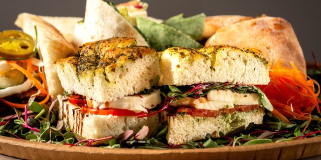 Caprese Sandwich