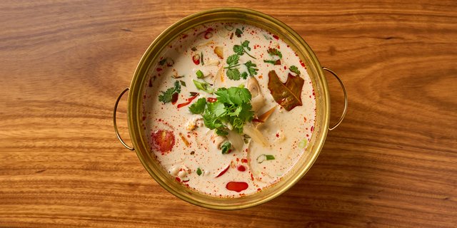 Chicken Lychee Tom Kha Individual