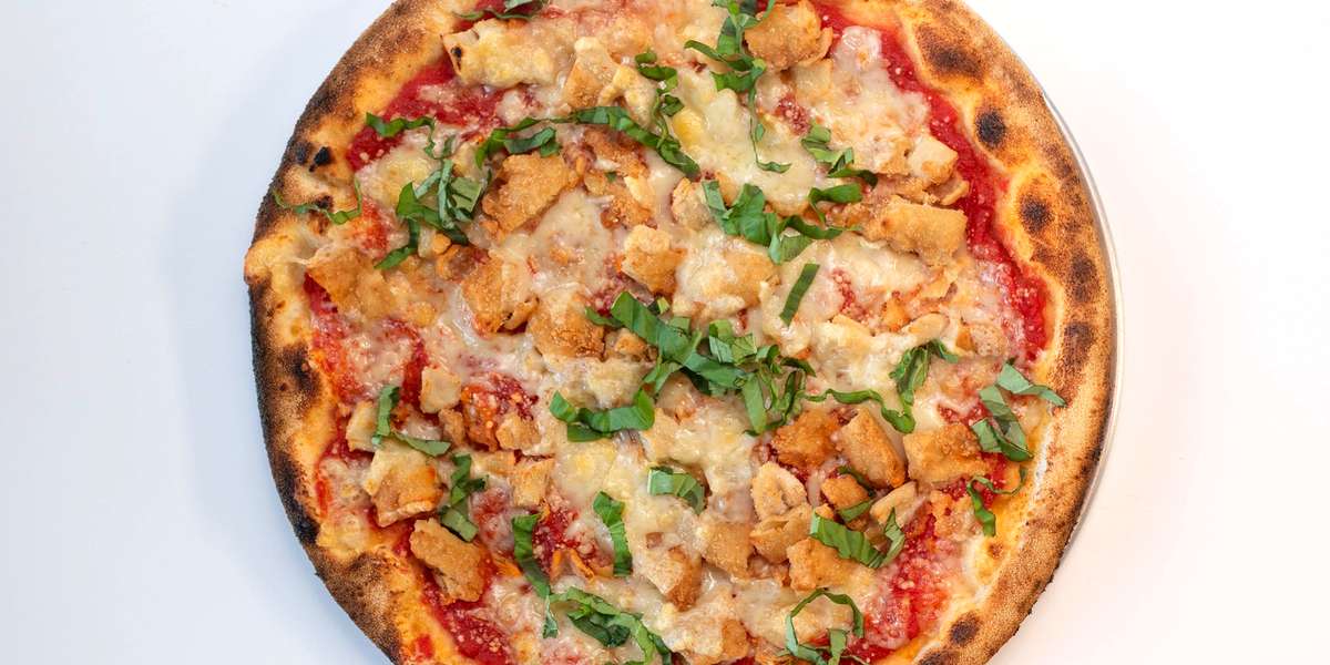 Famiglia Fornaciari Wood Fired Pizza