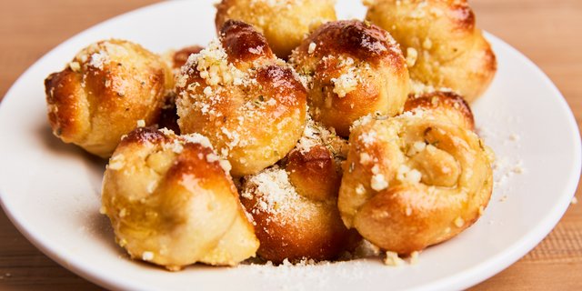 Mini Garlic Knots