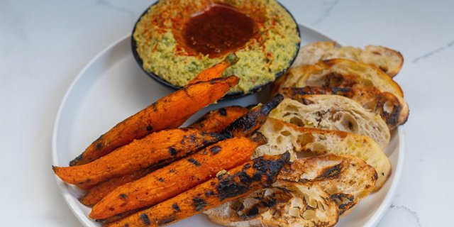 Green Goddess Hummus