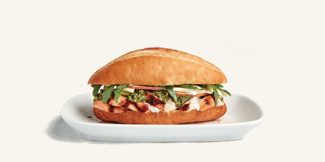 Napa Sandwich W/ Grilled Chicken Bagged Lunch (comes With Dessert)