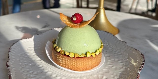 Tarte Emmy