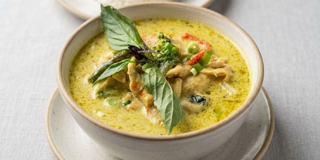 Green Curry Party Tray