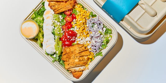 Cutlet Cobb Salad Nosh Box
