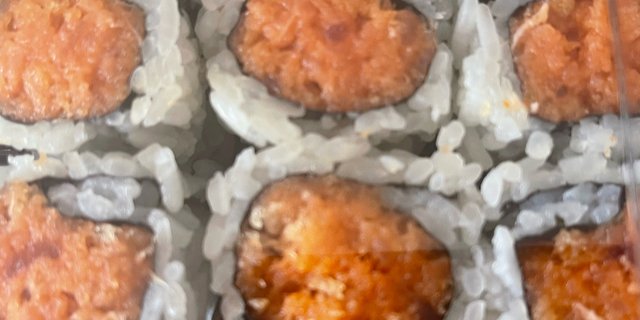 Spicy Yellowtail Roll