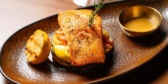 Salmon Dijon