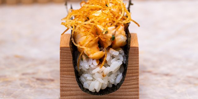 Spicy Lobster Temaki