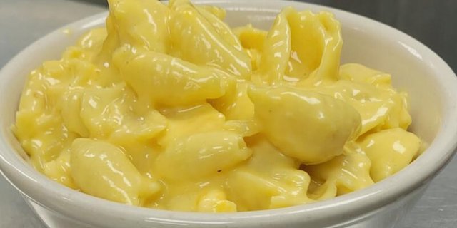 Smoked Gouda Mac N Cheese