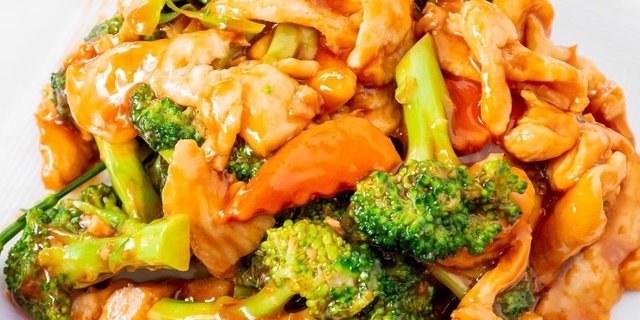 Chicken w/ Broccoli
