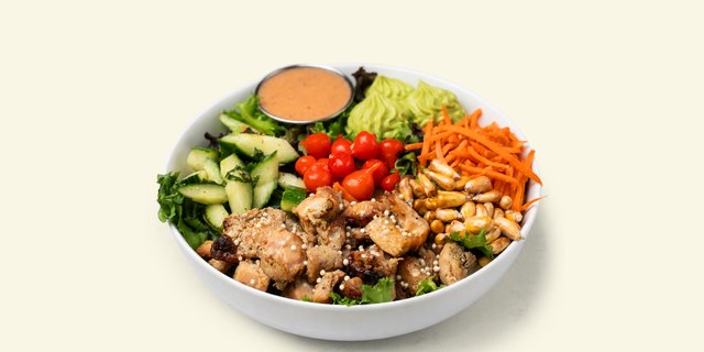 Avocado Chicken Crunch Salad