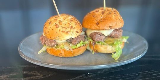 2 Smash Burger Sliders