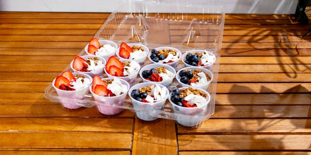 Mini Chia Pudding Bowls
