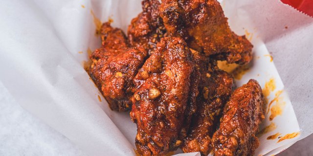 Naked Garlic Wings