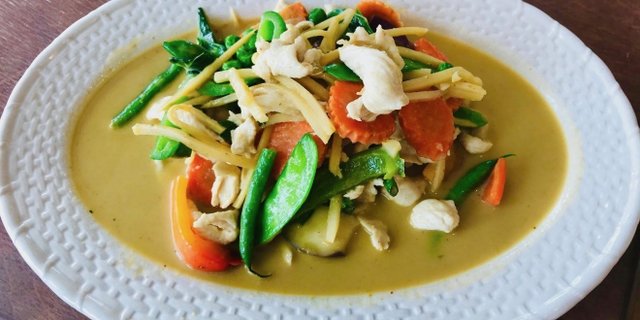 Chicken Green Curry