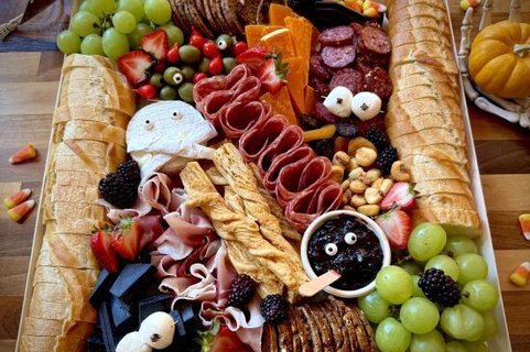 Halloween 10-Person Board