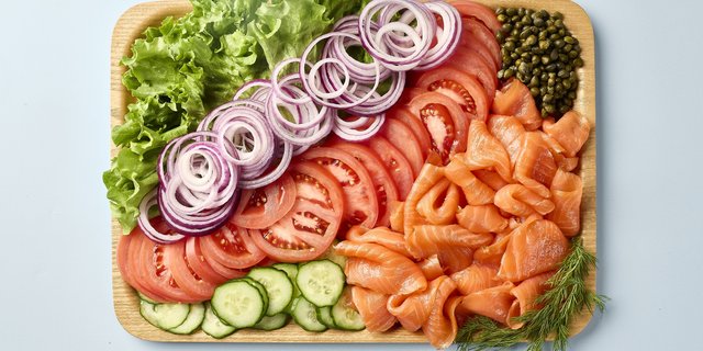Veggie Delox Tray.