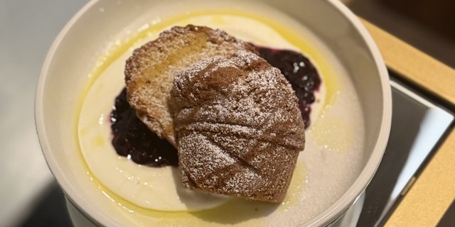 Olive Oil Cake