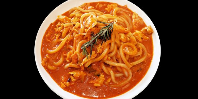 Rose Spicy Chicken Udon