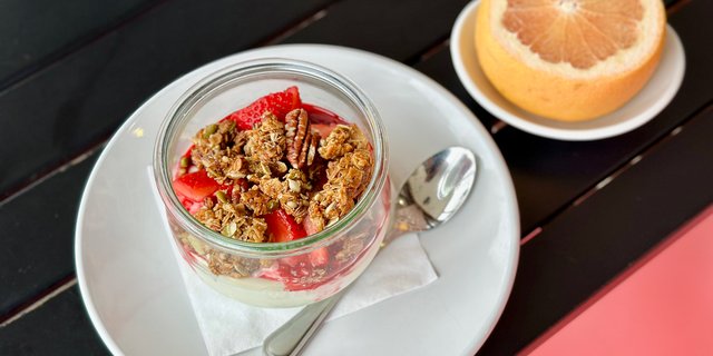 Yogurt & Granola Box