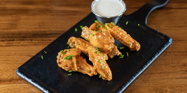 18 Wings