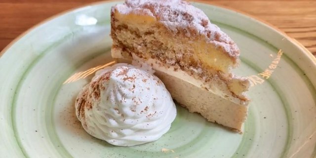 Churro Cinnamon Cheesecake