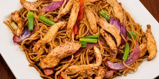 Chicken Sautéed Noodles