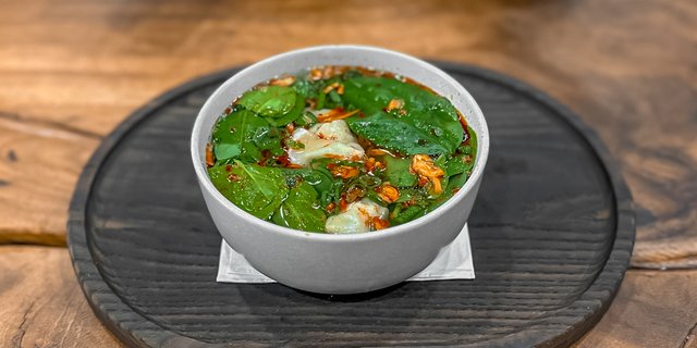 Papa's Spicy Pork Dumplings Soup