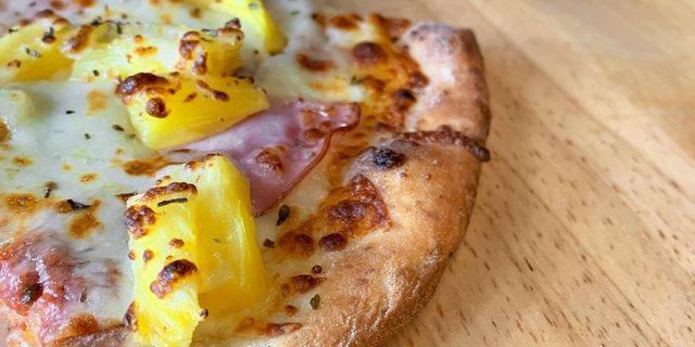 Gluten-Free The Big Kahuna Pizza