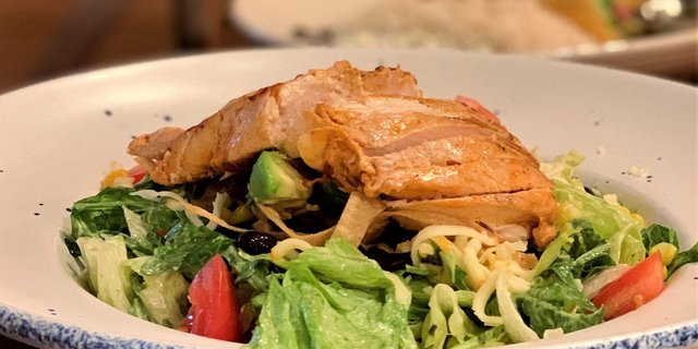 Ensalada Mercado de Pollo